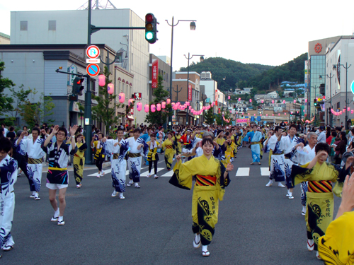 7月にある小樽の一大イベント「潮祭り」の「潮ねりこみ」